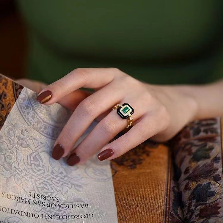 Enamel Stone Graceful And Fashionable Women's French Retro Ring