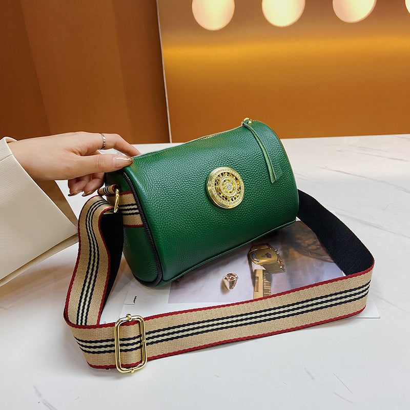 حقيبة نسائية حقيبة 2022 موضة جديدة بسيطة حزام كتف عريض حقيبة كتف واحدة حقيبة رسول طبقة علوية جلد البقر بث مباشر