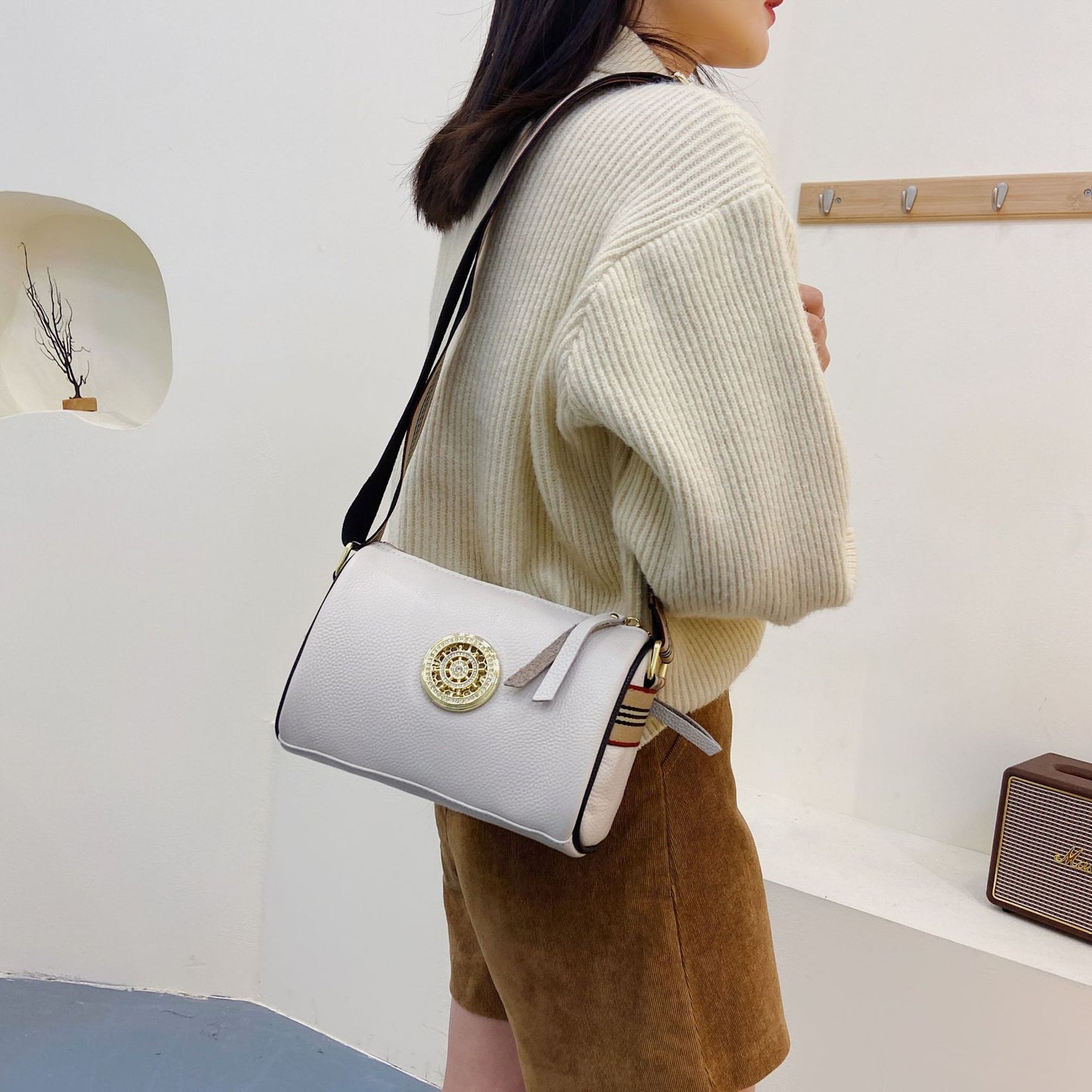 حقيبة نسائية حقيبة 2022 موضة جديدة بسيطة حزام كتف عريض حقيبة كتف واحدة حقيبة رسول طبقة علوية جلد البقر بث مباشر