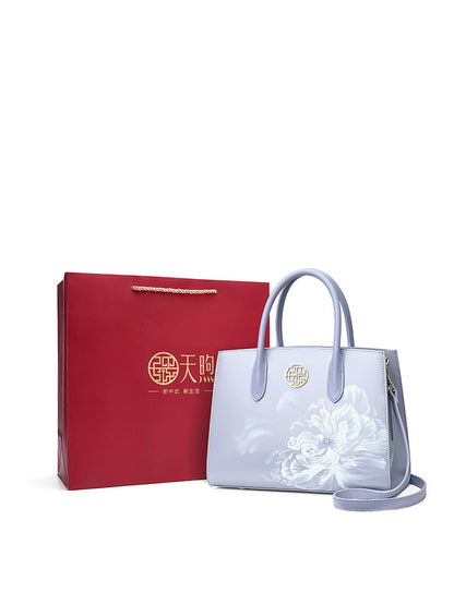 High-end Practical And Atmospheric Handbag As A Gift For Mother