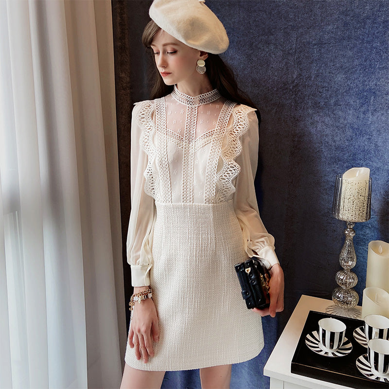 Design niche lace dress with gentle wind and luxury