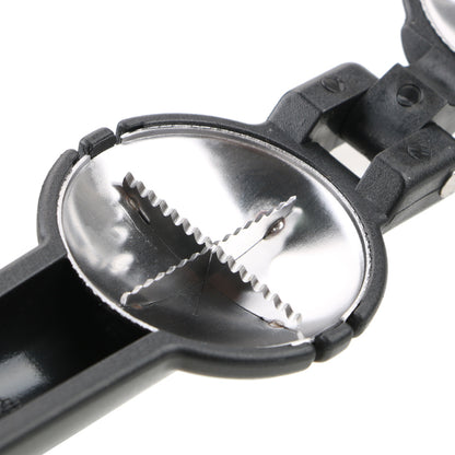 Multifunctional walnut clip