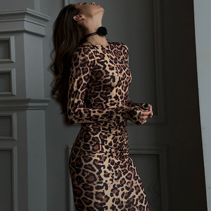 Women's Round Neck Long Sleeved Leopard Print Dress