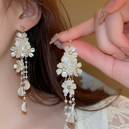 Light Luxury Flower Tassel Earrings Light Luxury