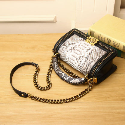 Fashion Hand-held Chain One-shoulder Diagonal High-end Small Square Bag