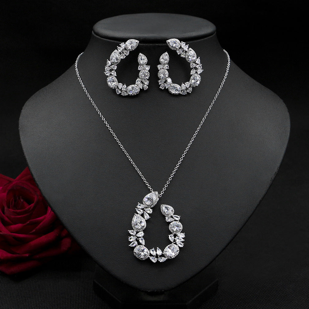 European And American Jewelry Luxury Necklace Set Diamond Zircon Emerald Earrings