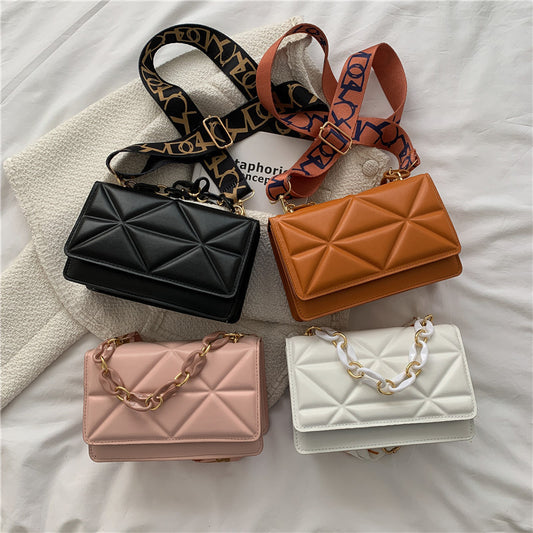 Foreign trade popular chain handbag texture niche rhombus small square bag 2023 new one-shoulder Messenger bag women's bag