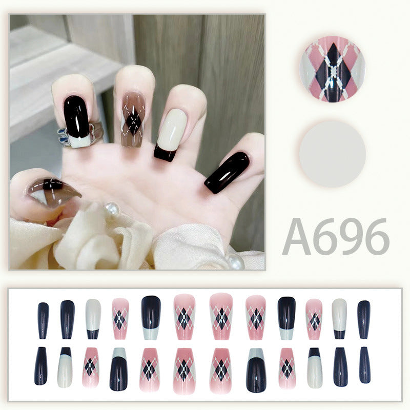 Autumn and winter gentle, sweet and pure desire INS style manicure wear nail polish girl whitening printed ice transparent fake nail polish