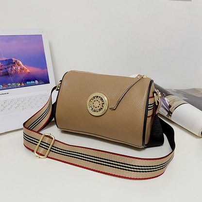 Bag women's bag 2022 new simple fashion wide shoulder strap one shoulder Messenger bag top layer cowhide live broadcast