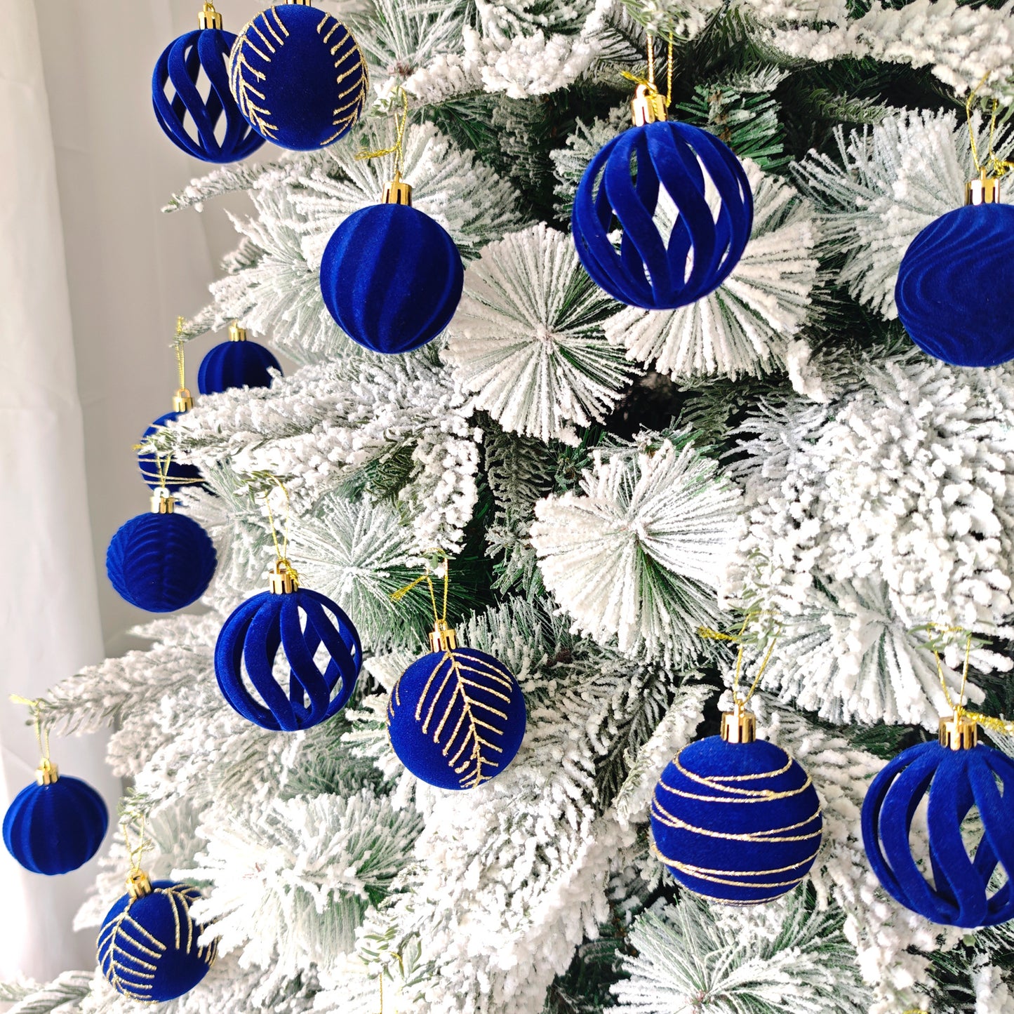 6cm 30 Christmas Decorations Electroplated Plastic Painted Ball Christmas Ball Set Round Ball Pendant