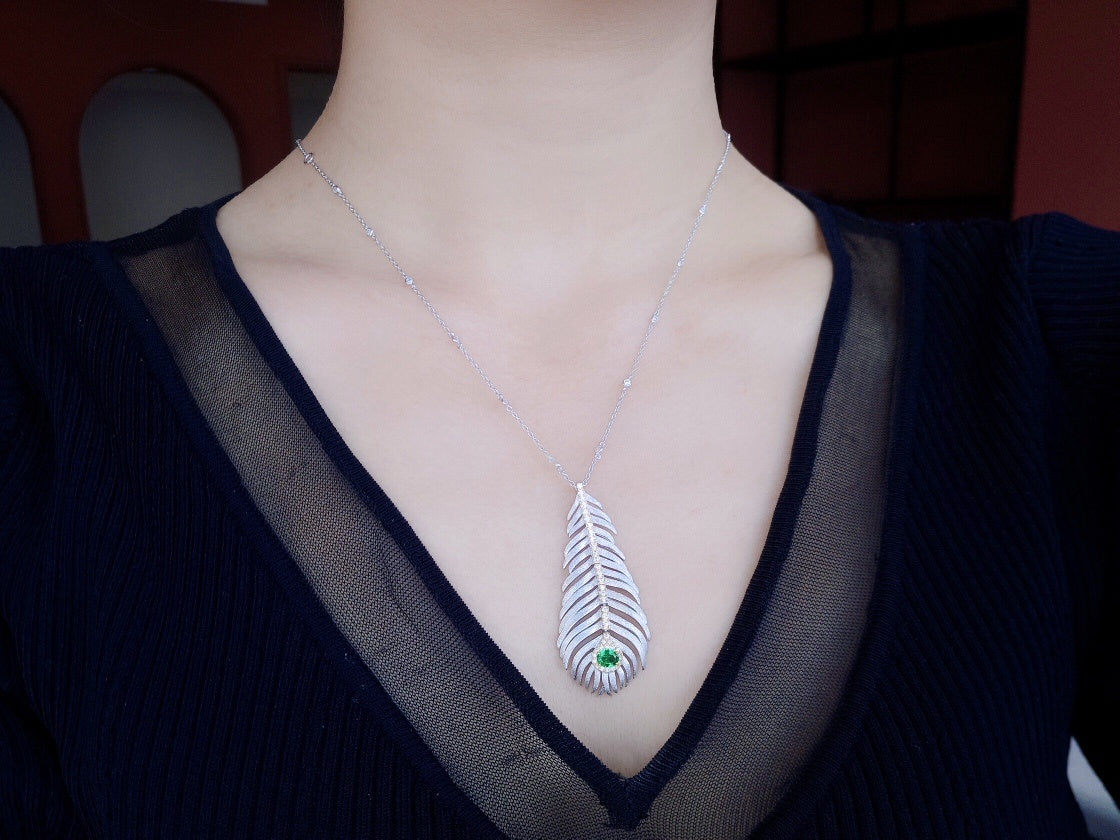 Light Luxury 925 Silver Brushed Feather Pendant Necklace