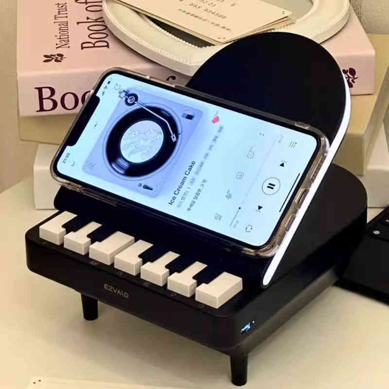 Playing Piano Bluetooth Speaker Wireless Charging Night Light Bracket