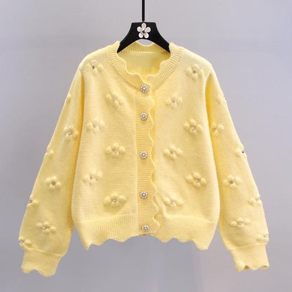 Pull-over à petites fleurs perlées en trois dimensions, cardigan tricoté de style universitaire japonais de style occidental d'apparence jeune